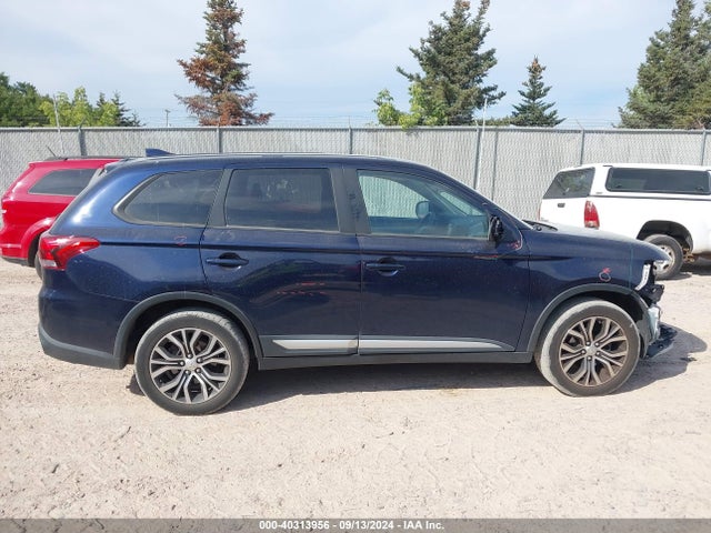 JA4AZ2A34JZ005370 Mitsubishi Outlander Es