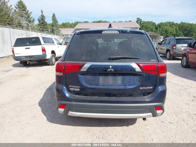 JA4AZ2A34JZ005370 Mitsubishi Outlander Es