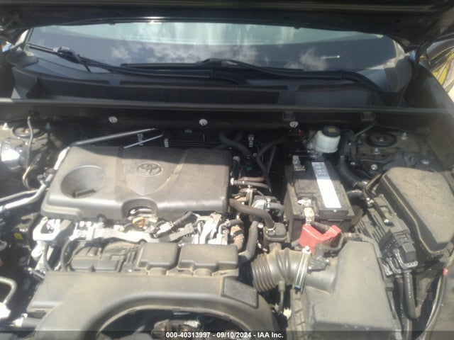 2T3H1RFV6KC007235 Toyota RAV4 LE