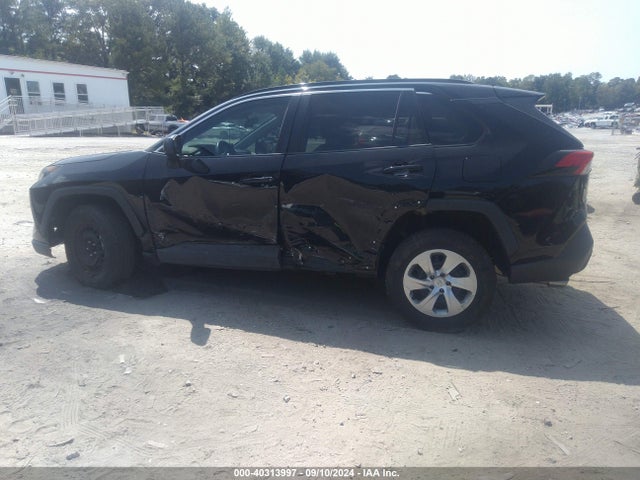 2T3H1RFV6KC007235 Toyota RAV4 LE