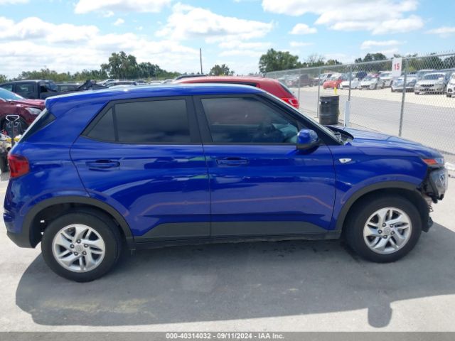 KMHRB8A38MU096964 Hyundai Venue Se