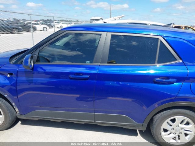 KMHRB8A38MU096964 Hyundai Venue Se