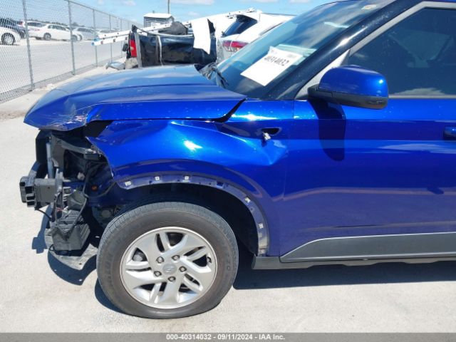 KMHRB8A38MU096964 Hyundai Venue Se