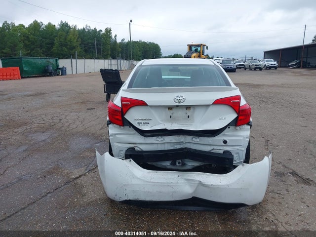 Toyota COROLLA SE 2017 5YFBURHE4HP736846 Image 17