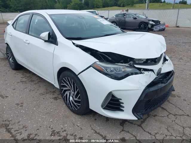 Toyota COROLLA SE 2017 5YFBURHE4HP736846 Image 18