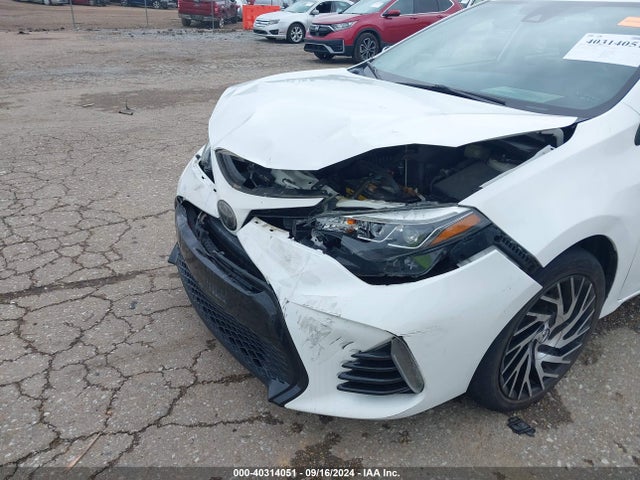 Toyota COROLLA SE 2017 5YFBURHE4HP736846 Image 19
