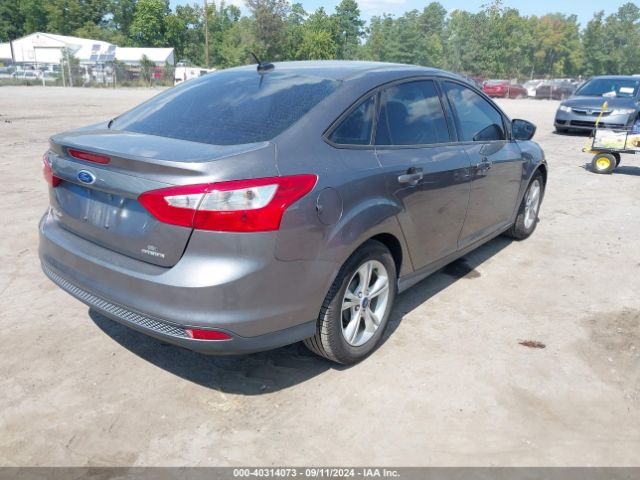 1FADP3F20EL381870 Ford FOCUS SE