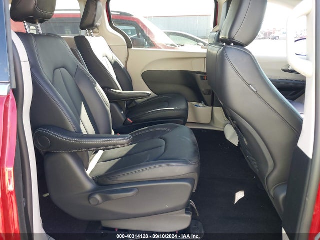 Chrysler Pacifica Hybrid Select 2024 2C4RC1S79RR196702 Image 8