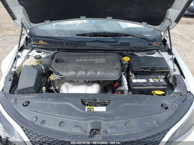 1C3CCCAB0FN659525 Chrysler 200 Limited