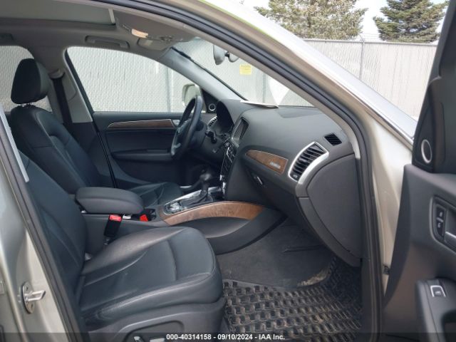 WA1LFAFP6EA114411 Audi Q5 2.0t Premium