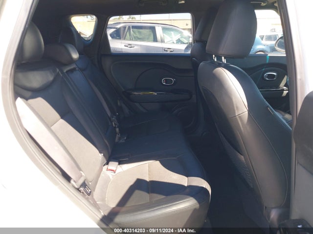 KIA Soul ! 2014 KNDJX3A55E7035319 Image 8