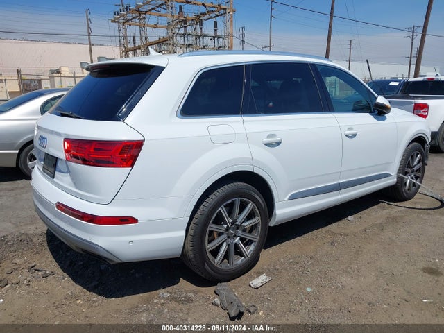 WA1LAAF70KD010831 Audi Q7 55 Premium/55 Se Premium