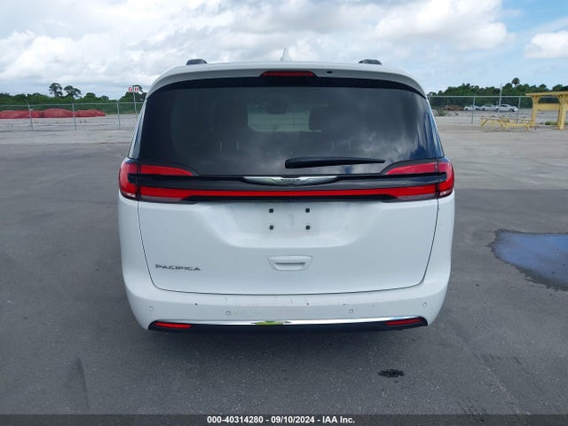 2C4RC1BG9NR117927 Chrysler Pacifica Touring L