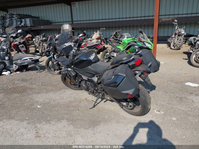 2024 SUZUKI GSX1000 JS1EK12B5R7100176 Photo 2