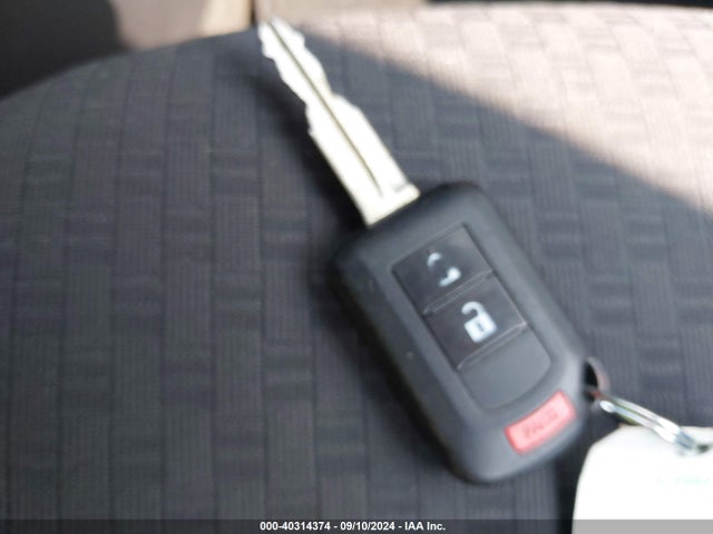 2018 MITSUBISHI MIRAGE ML32A3HJ8JH014805 Photo 10