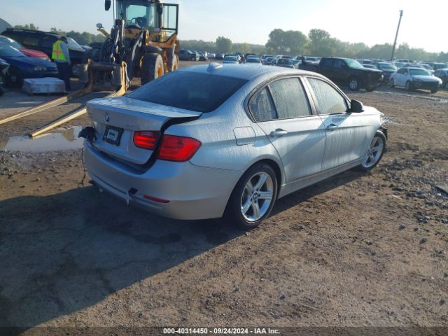 WBA3C3G58ENR25141 BMW 320i Xdrive
