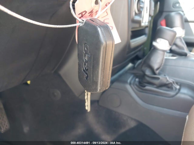 1C4JJXP69MW745823 Jeep Wrangler 4xe Unlimited Sahara 4x4