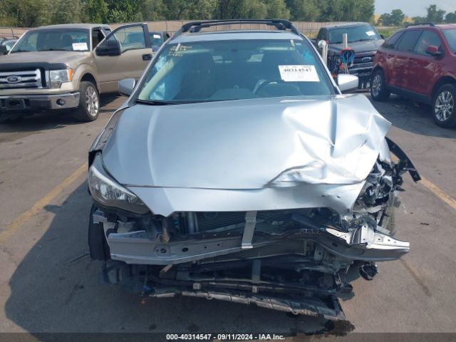 JF2GTACC2JH319843 Subaru Crosstrek 2.0i Premium