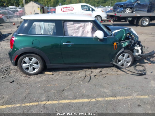 WMWXP5C35H2D71541 Mini Hardtop Cooper