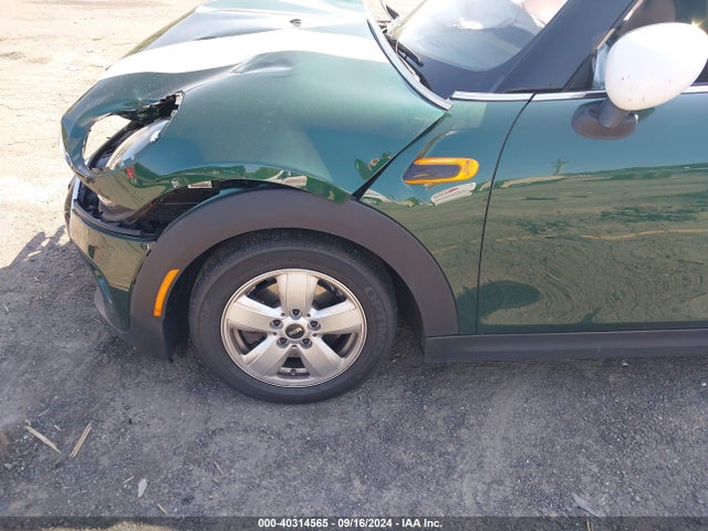 WMWXP5C35H2D71541 Mini Hardtop Cooper