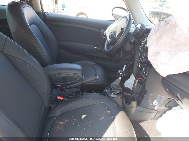 2017 MINI HARDTOP WMWXP5C35H2D71541 Photo 4