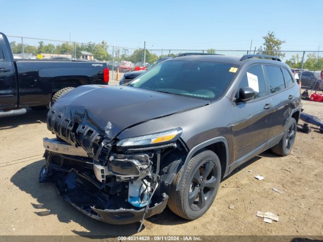 1C4PJLAB8HW652564 Jeep Cherokee Altitude Fwd
