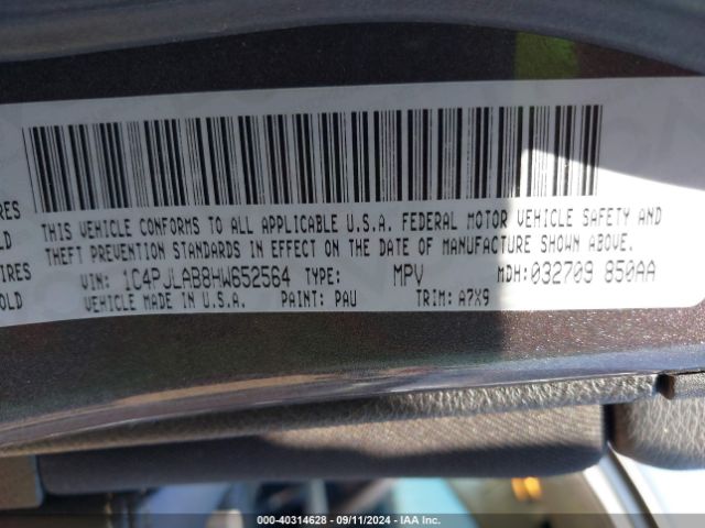 1C4PJLAB8HW652564 Jeep Cherokee Altitude Fwd