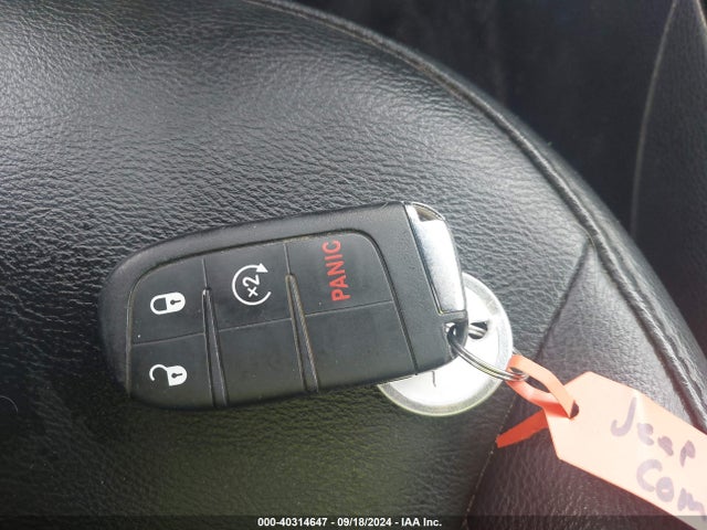 3C4NJCBB9JT461785 Jeep Compass Altitude Fwd