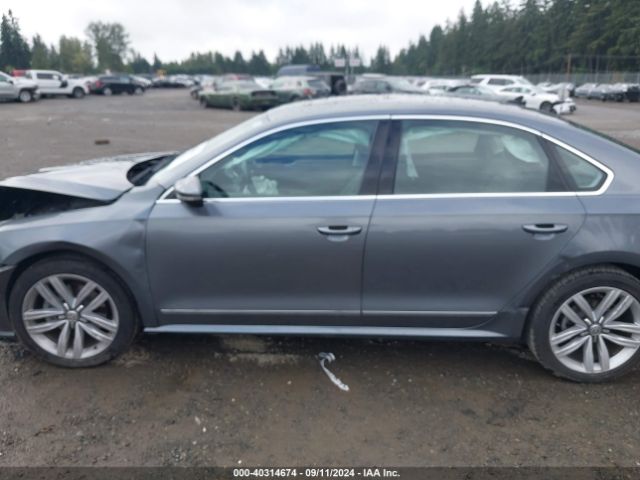 1VWCT7A3XHC056041 Volkswagen Passat 1.8t Sel Premium