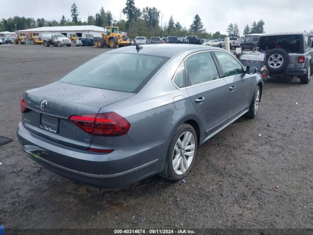 1VWCT7A3XHC056041 Volkswagen Passat 1.8t Sel Premium