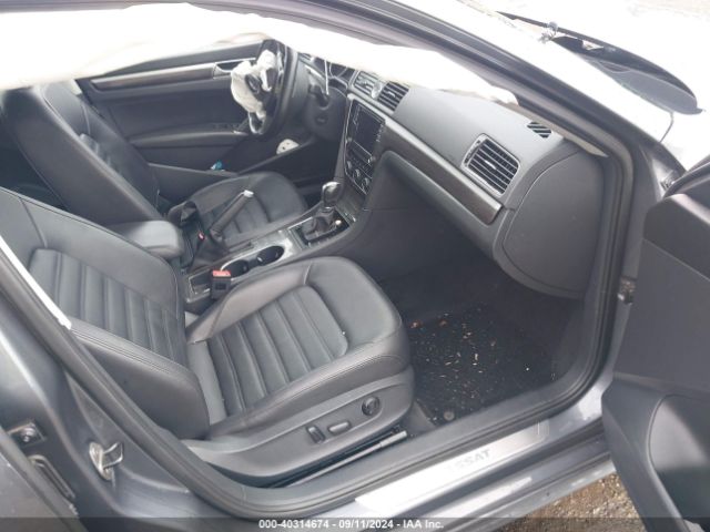 1VWCT7A3XHC056041 Volkswagen Passat 1.8t Sel Premium