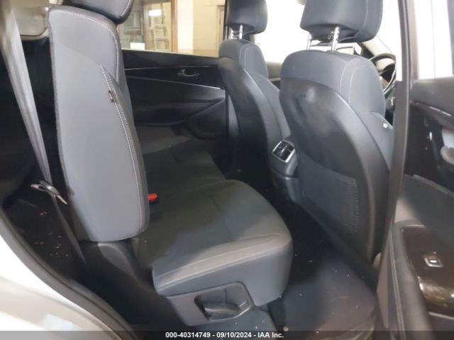5XYPGDA30HG194495 KIA Sorento 2.4l Lx