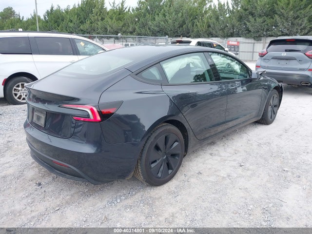 Tesla Model 3 Rear-wheel Drive 2024 5YJ3E1EA3RF736452 Image 4