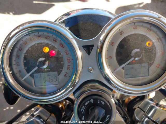 2021 TRIUMPH MOTORCYCLE THRUXTON SMTD56HR0MTAD3299 Photo 6