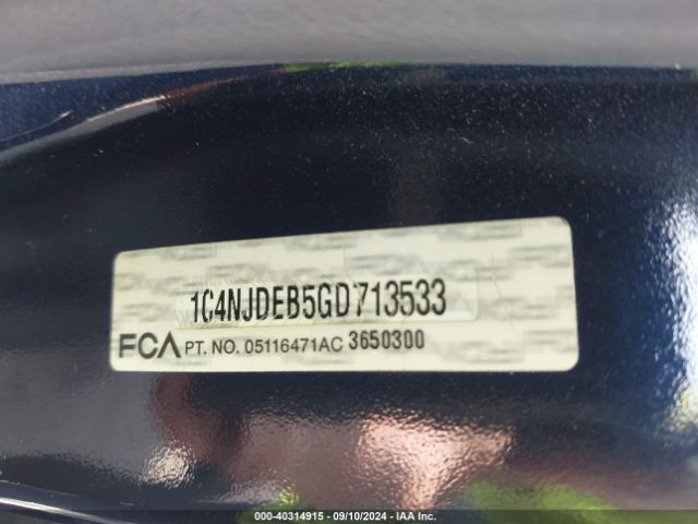 1C4NJDEB5GD713533 Jeep Compass Latitude