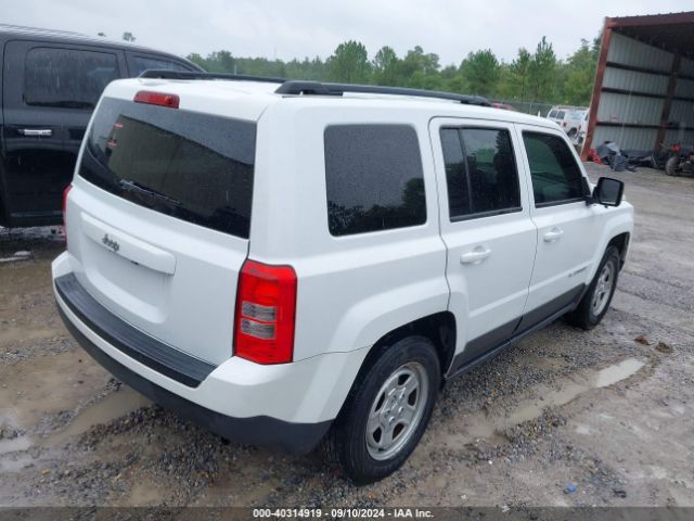 1C4NJPBB7FD304857 Jeep Patriot Sport