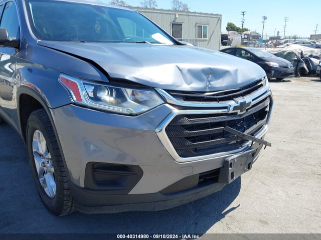 Chevrolet Traverse Ls 2018 1GNERFKW5JJ159177 Image 6