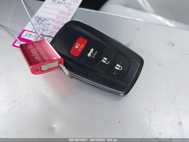 Toyota Corolla Hybrid Le 2021 JTDEAMDE2MJ029970 Image 11