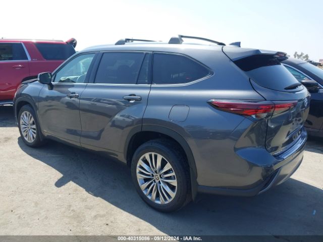 5TDEBRCH1RS606195 Toyota Highlander Hybrid Platinum