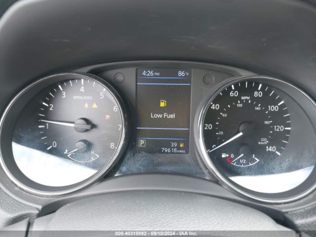 5N1AT2MV0JC786875 Nissan ROGUE SV