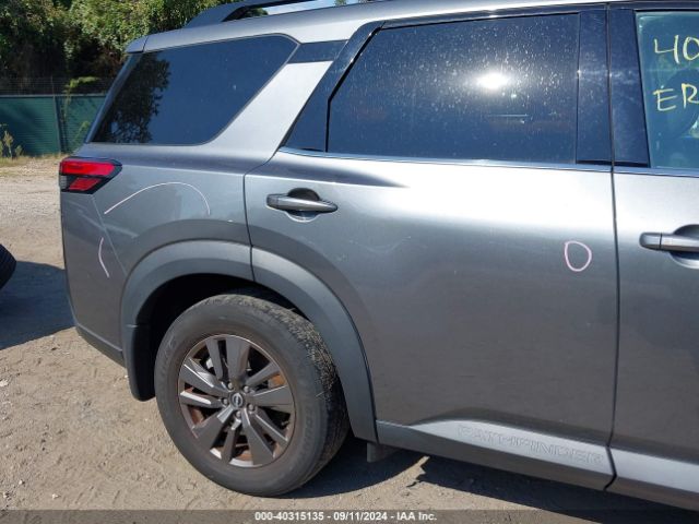 5N1DR3BD1NC221326 Nissan Pathfinder Sv 4wd