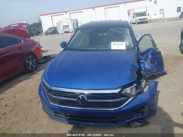 3VWGM7BU6NM034117 Volkswagen Jetta 1.5t Sel
