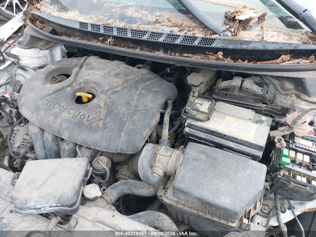 Hyundai ELANTRA SE 2015 5NPDH4AE0FH595360 Image 10