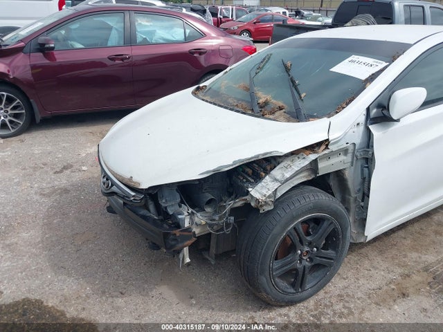 Hyundai ELANTRA SE 2015 5NPDH4AE0FH595360 Image 6