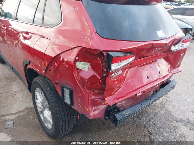 7MUBAAAG5PV065513 Toyota Corolla Cross Le
