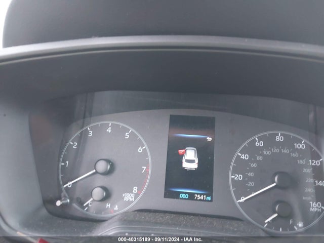 7MUBAAAG5PV065513 Toyota Corolla Cross Le