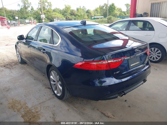 SAJBD4FX9JCY55449 Jaguar Xf 25t Premium