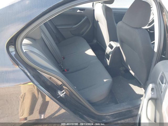 3VW2K7AJ0FM423618 Volkswagen Jetta 2.0l S