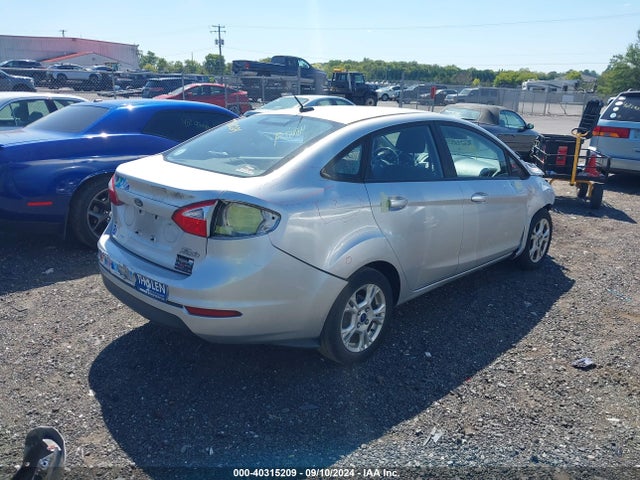 Ford FIESTA SE 2016 3FADP4BJ4GM130211 Image 4