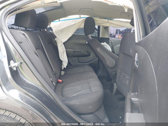 1G1JD5SB8L4106125 Chevrolet Sonic Fwd  Lt